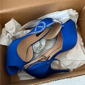 Elegant Blue Peep-Toe Heels
